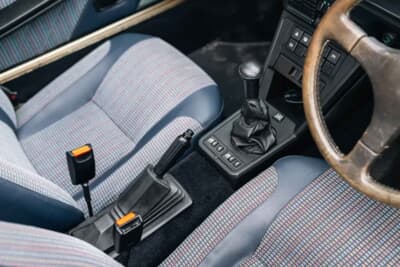 6750ポンド（邦貨換算約142万4250円）で落札された「ベルトーネ X1/9」（C）Iconicauctioneers