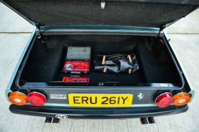 買い手がつかず流札（NOT SOLD）となったフェラーリ「400i」（C）Iconicauctioneers