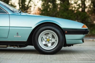 買い手がつかず流札（NOT SOLD）となったフェラーリ「400i」（C）Iconicauctioneers