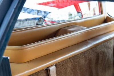 買い手がつかず流札（NOT SOLD）となったフェラーリ「512BBi」（C）Courtesy of Broad Arrow