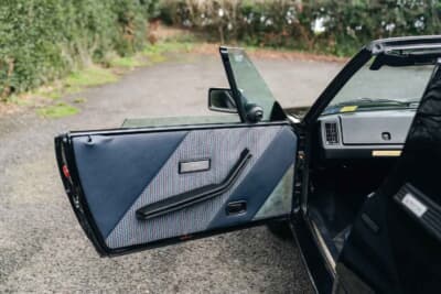 6750ポンド（邦貨換算約142万4250円）で落札された「ベルトーネ X1/9」（C）Iconicauctioneers