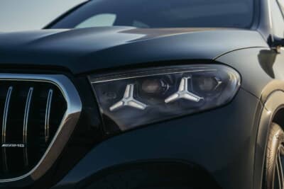メルセデスAMG GLE53：新世代メルセデスを決定づけるLEDスターライトデザインのヘッドライトを採用
