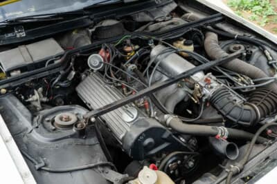 7万5600ドル（邦貨換算約1209万6000円）で落札されたポルシェ「924ターボ」（C）Courtesy of Broad Arrow