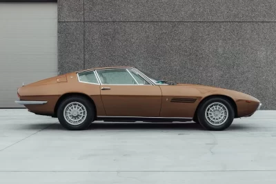 11万2750ユーロ（約1860万3750円）で落札されたマセラティ「ギブリ」（C）Courtesy of Broad Arrow