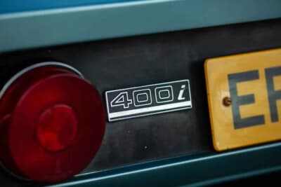 買い手がつかず流札（NOT SOLD）となったフェラーリ「400i」（C）Iconicauctioneers