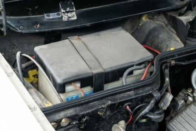 7万5600ドル（邦貨換算約1209万6000円）で落札されたポルシェ「924ターボ」（C）Courtesy of Broad Arrow