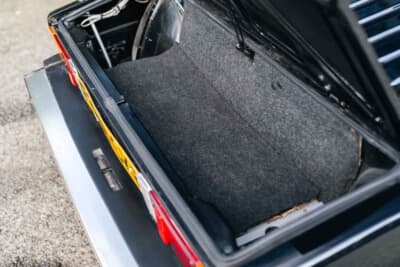 6750ポンド（邦貨換算約142万4250円）で落札された「ベルトーネ X1/9」（C）Iconicauctioneers