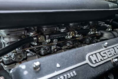 12万8000ドル(邦貨換算約2035万円)で落札された「マセラティ ボーラ」(C)Courtesy of Broad Arrow