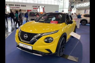 鮮やかな黄色で目を引いた日産JUKE