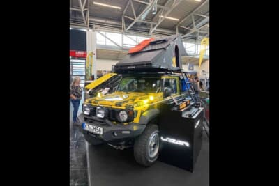 かなりイカツいカスタムが施されたジムニーですが、険しい山道を走りながらキャンプをしに行くのには、とても頼もしいでしょうね