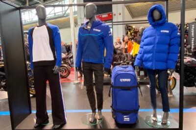 ヤマハのチームユニフォームやバッグはファンなら欲しいアイテムですよね