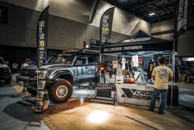 トヨタ ランドクルーザー250：GMG FES.ゾーンに出展されたクロスメンバーのブースの様子だ