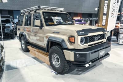 リミテッドチトセ トヨタ ランクル70:全体にオフロードテイストを高めるパーツを装着した