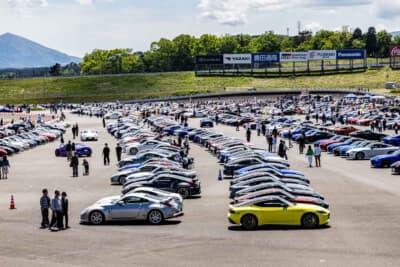 日産 Z34:数年前に比べて各段に参加台数が増加しており、根強い人気を誇るスポーツカーだ
