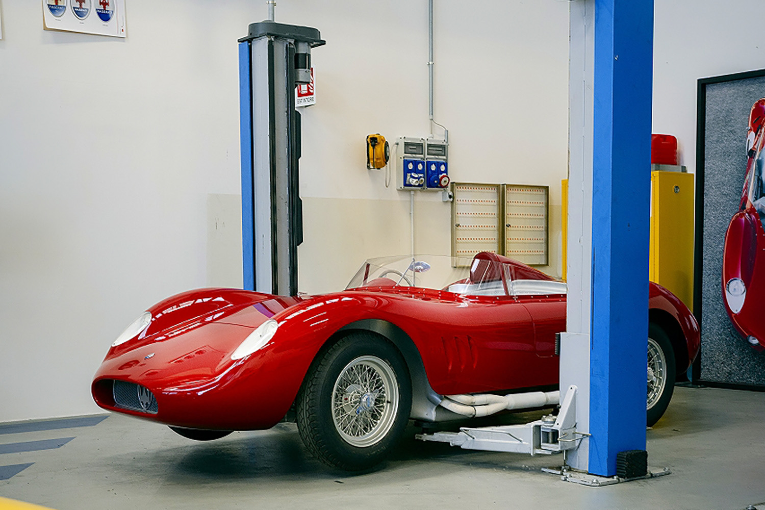 マセラティが1957年製「200S」の真正性認定！ クラシケの証明書発行が