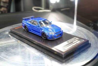 精密さにこだわるイグニッションモデルが展示した1/64スケールの精巧なモデル群である