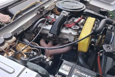 1万688ポンド(邦貨換算約226万円)で落札されたフィアット「124スポルト」(C)Iconicauctioneers