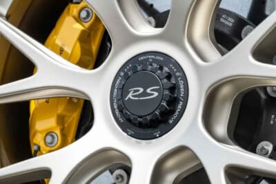 24万800ドル（邦貨換算約3756万円）で落札されたポルシェ 718ケイマン GT4 RS（C）Courtesy of Broad Arrow