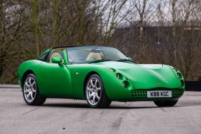 1万9125英ポンド(邦貨換算約404万円)で落札されたTVR「タスカン」(C)Iconic Auctioneers