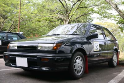 いすゞ ジェミニ イルムシャーR:ラリーの雰囲気にマッチする美しい佇まいが魅力的