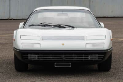43万8125ユーロ（邦貨換算約8106万円）で落札された「フェラーリ 365BB」（C）2026 Courtesy of RM Sotheby's