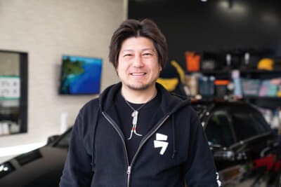 代表の田中氏。培ってきた技術を自店で活かすだけでなく、全国各地でJCWA同業者向けのセミナーを主催。業界全体を盛り上げるため日々尽力している