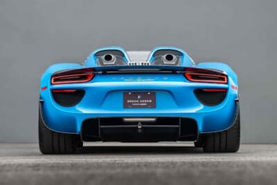 468万ドル（邦貨換算約7億3476万円）で落札されたポルシェ「918スパイダー」 （C）Courtesy of Broad Arrow