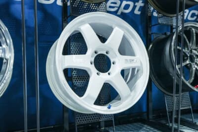 4WD向けのウルトララージP.C.D.。キャンペーン対象外だが記念碑としての価値は高い