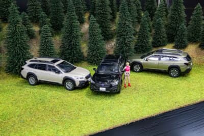 スバル レガシィ アウトバック(1/43スケール):フィギュアを添えた情景展示が車をより美しく魅せる