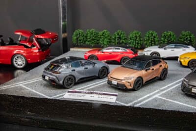 トヨタ クラウン スポーツ(1/43スケール):ダイキャストモデル。ブラックのボディが精悍だ