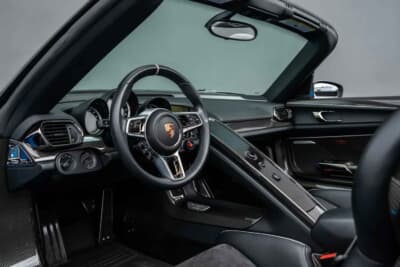 468万ドル（邦貨換算約7億3476万円）で落札されたポルシェ「918スパイダー」 （C）Courtesy of Broad Arrow