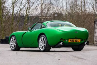 1万9125英ポンド(邦貨換算約404万円)で落札されたTVR「タスカン」(C)Iconic Auctioneers