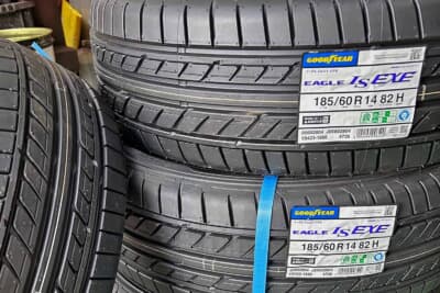 近年はタイヤも進化しており、転がり抵抗の低減により燃費性能を向上させる「低燃費タイヤ」が各社から発売されている