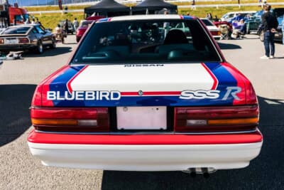 日産 ブルーバード SSS-R:ストイックな二本出しマフラーがいかにも競技車両らしい
