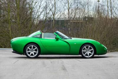 1万9125英ポンド(邦貨換算約404万円)で落札されたTVR「タスカン」(C)Iconic Auctioneers