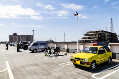 日本旧軽車会が主催するだけに、希少な軽自動車も多数参加する