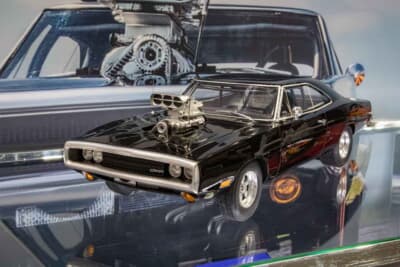 ダッジ チャージャー(1/12スケール):レジンモデルで劇中車の凄みを完全に再現している