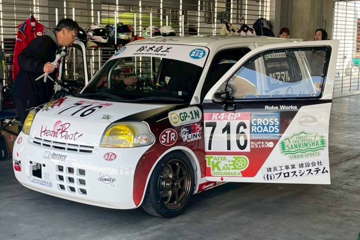 富士スピードウェイK4-GPのGP-1Nでコースレコード更新の鈴木自工Racing