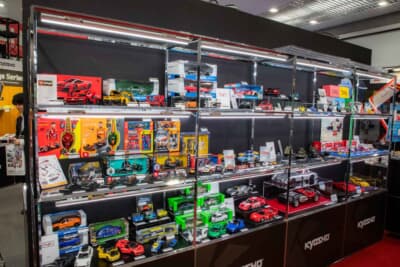 ブラーゴ製ミニカー(1/43スケール等):F1マシンから市販車まで手頃なスケールと価格で揃う
