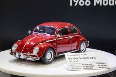 VW ビートル 1966(ミニッツ):丸みを帯びた愛らしいフォルムをラジコンで完全再現