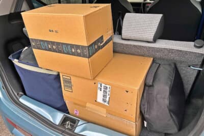 不要な荷物を整理してクルマの軽量化を図れば、燃費向上にもつながるだろう