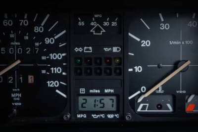 1万6875英ポンド（邦貨換算約359万円）で落札された初代フォルクスワーゲン「ゴルフGTI」（C）Iconicauctioneers