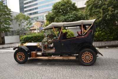 ロールス・ロイス シルバーゴースト：名車の品格に魅了されたオーナーの心意気が伝わる美しいサイドビュー