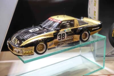 ビーマックス マツダ RX-7 253:同じくプラッツが扱うビーマックスの新製品。1981年のルマン24時間レースを全力で駆け抜けた名車の見応えある精密なスケールモデルだ