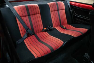 1万6875英ポンド（邦貨換算約359万円）で落札された初代フォルクスワーゲン「ゴルフGTI」（C）Iconicauctioneers