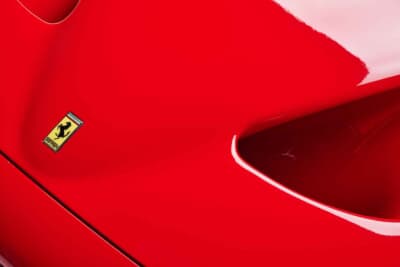 759万8750ユーロ（邦貨換算約13億9315万円）で落札されたフェラーリ「F50」（C）Courtesy of RM Sotheby's