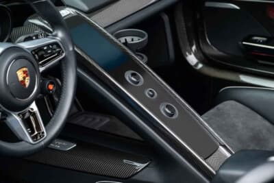 468万ドル（邦貨換算約7億3476万円）で落札されたポルシェ「918スパイダー」 （C）Courtesy of Broad Arrow