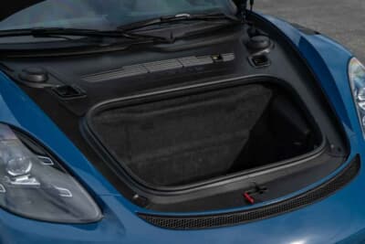 24万800ドル（邦貨換算約3756万円）で落札されたポルシェ 718ケイマン GT4 RS（C）Courtesy of Broad Arrow