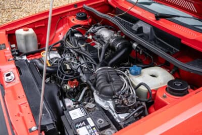 1万6875英ポンド（邦貨換算約359万円）で落札された初代フォルクスワーゲン「ゴルフGTI」（C）Iconicauctioneers