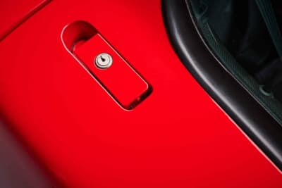 759万8750ユーロ（邦貨換算約13億9315万円）で落札されたフェラーリ「F50」（C）Courtesy of RM Sotheby's